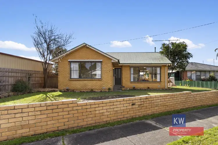 61 White Parade, Churchill VIC 3842