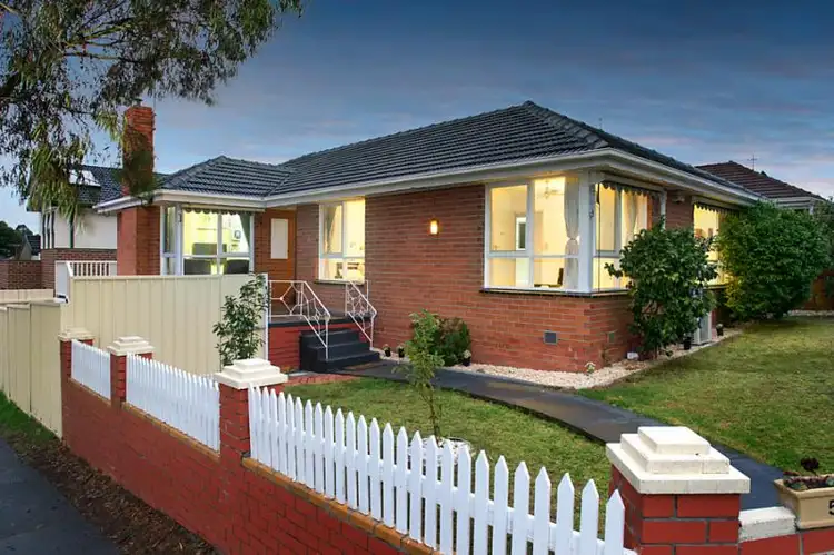 53 Morrie Crescent, Blackburn North VIC 3130