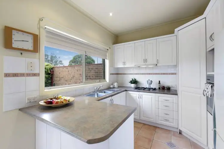 Fourth view of Homely unit listing, 2/77 Winfield Road, Balwyn North VIC 3104