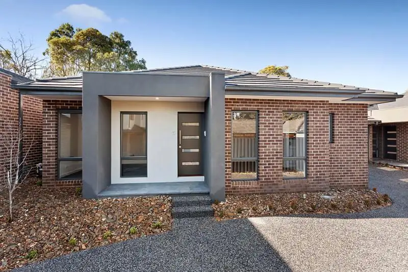Main view of Homely unit listing, 2/1 Gee Court, Nunawading VIC 3131