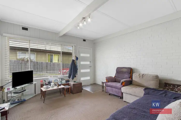 Fifth view of Homely unit listing, Unit 2/34 Charles Street, Traralgon VIC 3844