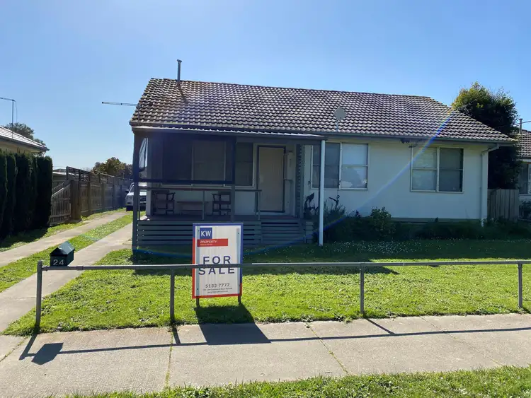 24 Dawson St, Rosedale VIC 3847