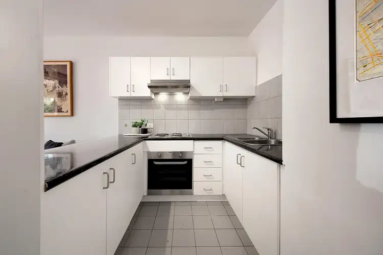 Third view of Homely apartment listing, 5/506 Glenferrie Road, Hawthorn VIC 3122