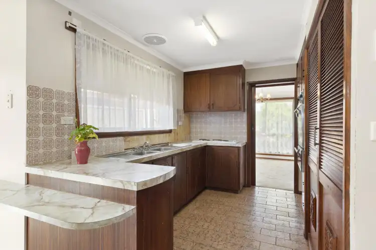 Fourth view of Homely house listing, 10 Marilyn Street, Wendouree VIC 3355