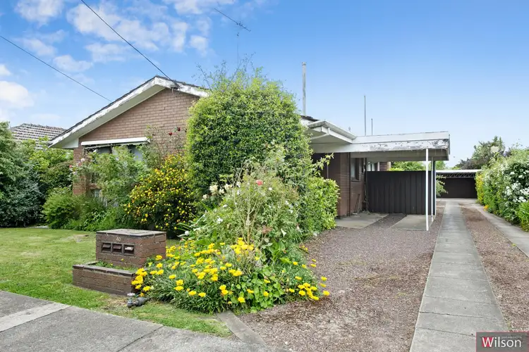 1-3/40 Browns Parade, Wendouree VIC 3355