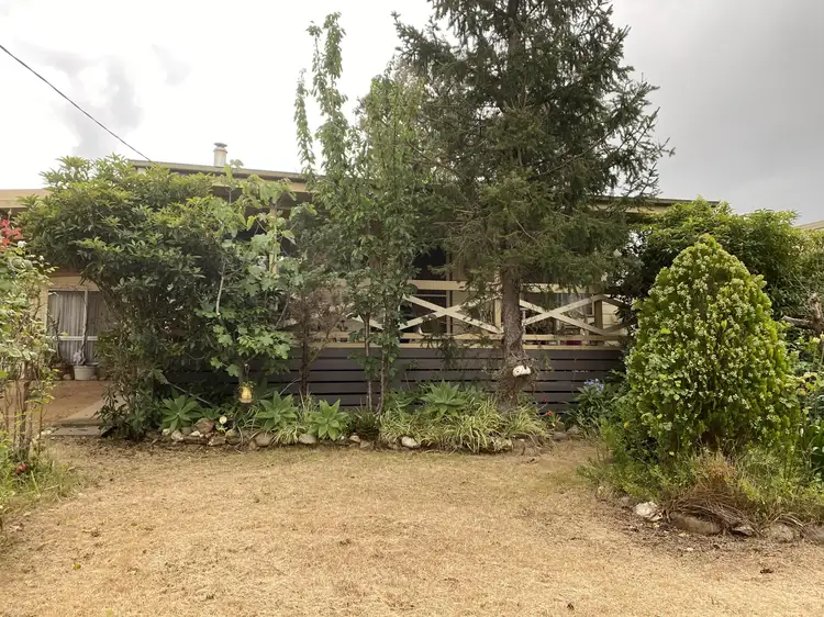 8 Wellington Street, Coongulla VIC 3860