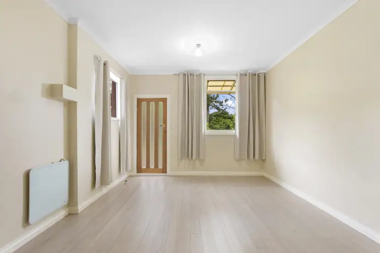 Sixth view of Homely unit listing, Unit 4/62 Shanahan Pde, Newborough VIC 3825