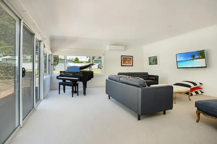 Fourth view of Homely house listing, 11 Victoria Street, Hamilton VIC 3300