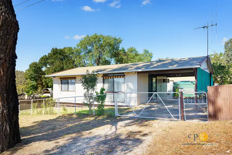 25 Van Heurck Street, Castlemaine VIC 3450