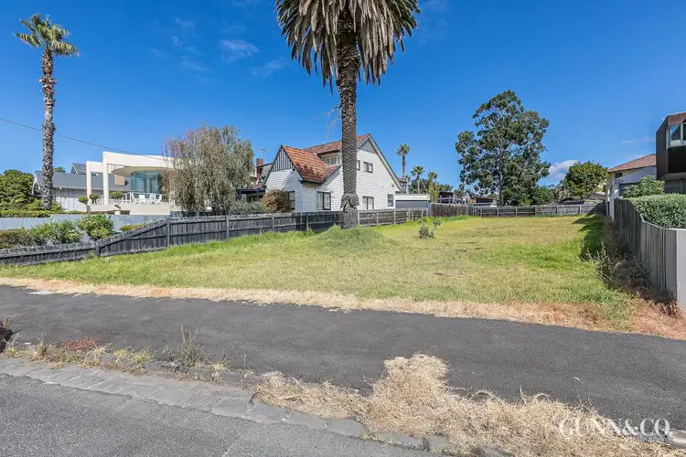 80 The Strand, Newport VIC 3015