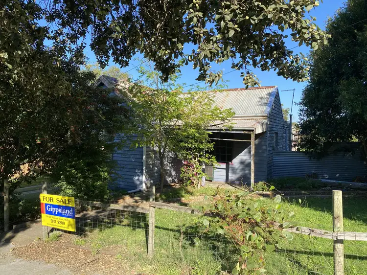 5 Mills Street, Maffra VIC 3860