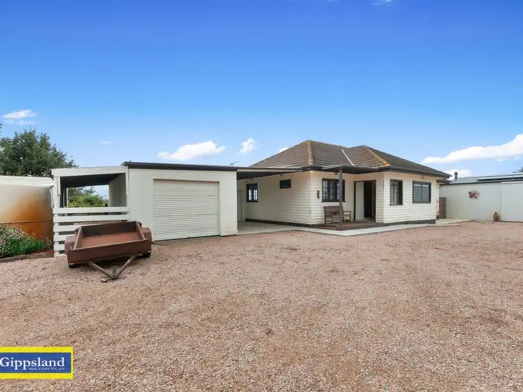 31 Airly Road, Stratford VIC 3862