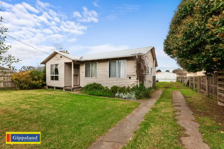 18 Howard Street, Sale VIC 3850
