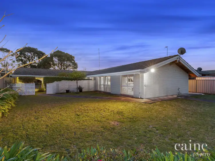 Main view of Homely house listing, 10 Avoca Crescent, Alfredton VIC 3350