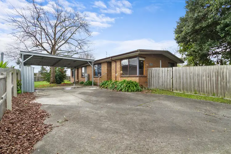 Second view of Homely unit listing, Unit 1-2/117 Vincent Rd, Morwell VIC 3840