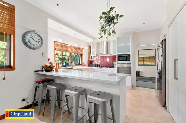 Second view of Homely house listing, 2 Lorrayne Court, Maffra VIC 3860
