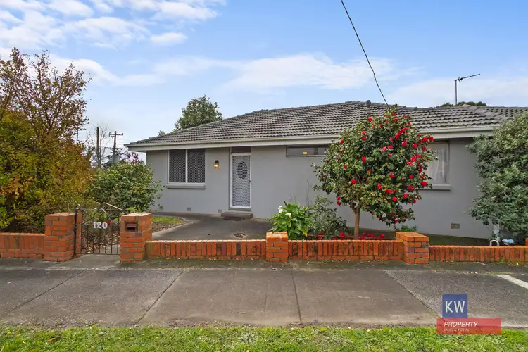 120 Vincent Rd, Morwell VIC 3840