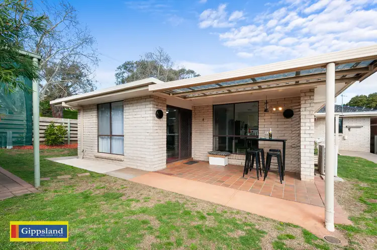 33 Foster Street, Maffra VIC 3860