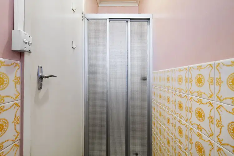 Sixth view of Homely unit listing, Unit 3/33 Hopetoun Ave, Morwell VIC 3840