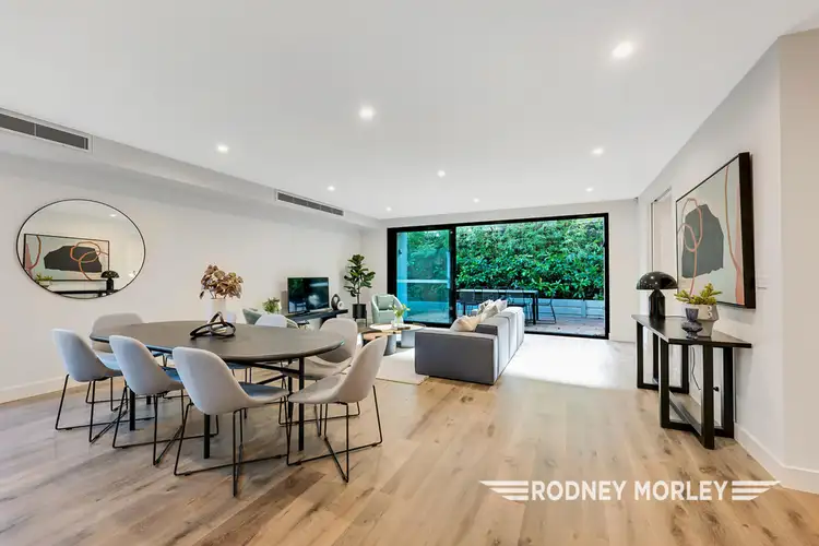 2/6 Kinnoul Avenue, Caulfield North VIC 3161