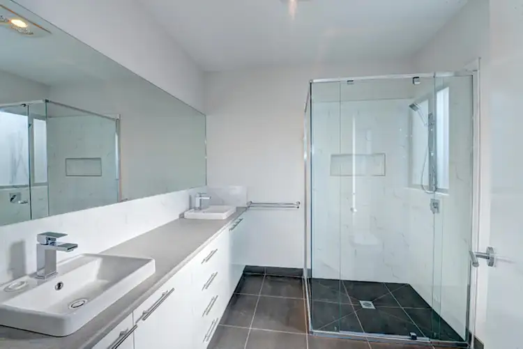 Fifth view of Homely house listing, 14 Dromana Street, Alfredton VIC 3350