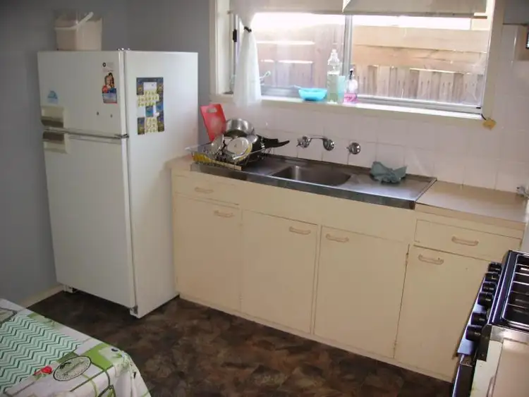 Third view of Homely unit listing, *UNDER CONTRACT*1/10 Susan Court, Morwell VIC 3840