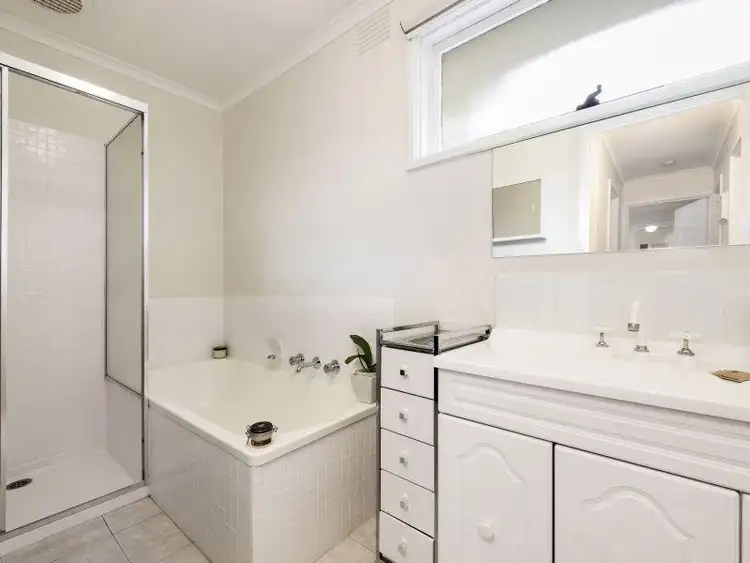 Sixth view of Homely unit listing, 2/37 Sixth Avenue, Burwood VIC 3125