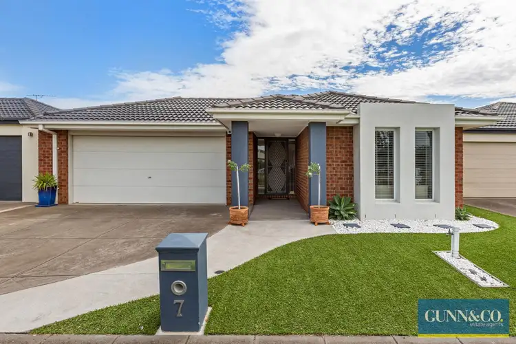 7 Windsong Way, Point Cook VIC 3030