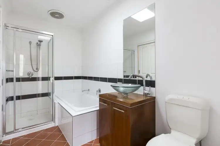 Fourth view of Homely unit listing, 2/17 Montpellier Road, Burwood VIC 3125