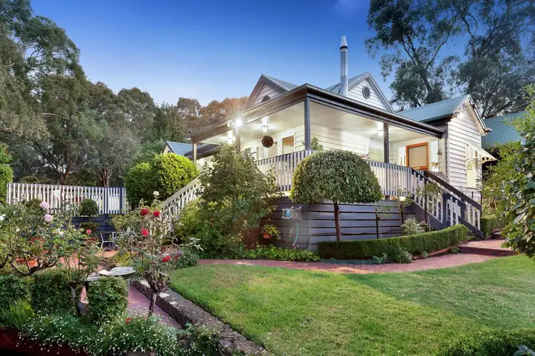 70 Quarry Road, Mitcham VIC 3132