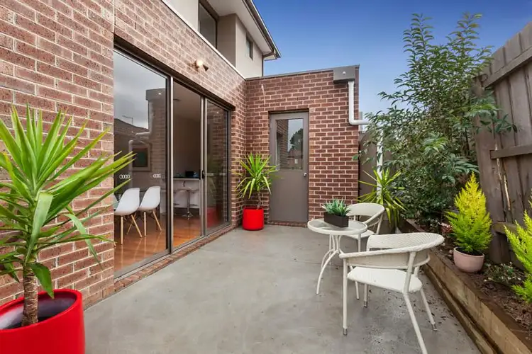 Sixth view of Homely townhouse listing, 2/408 Middleborough Road, Blackburn VIC 3130