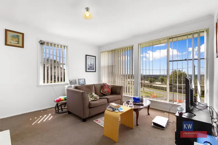 Seventh view of Homely house listing, 1 Newton Ct, Morwell VIC 3840