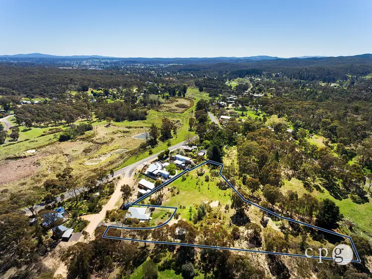 2/4 Albert Street, Chewton VIC 3451