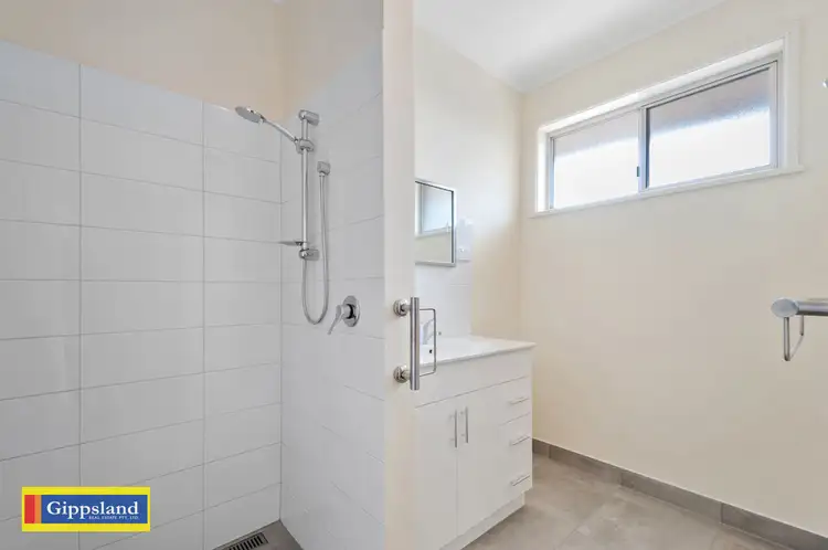 Fourth view of Homely townhouse listing, 60 Queen Street, Maffra VIC 3860