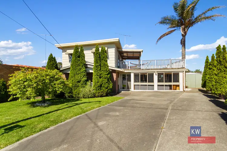 21 Wicks Cres, Morwell VIC 3840