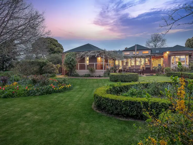 108 Burnbank Street, Lake Wendouree VIC 3350