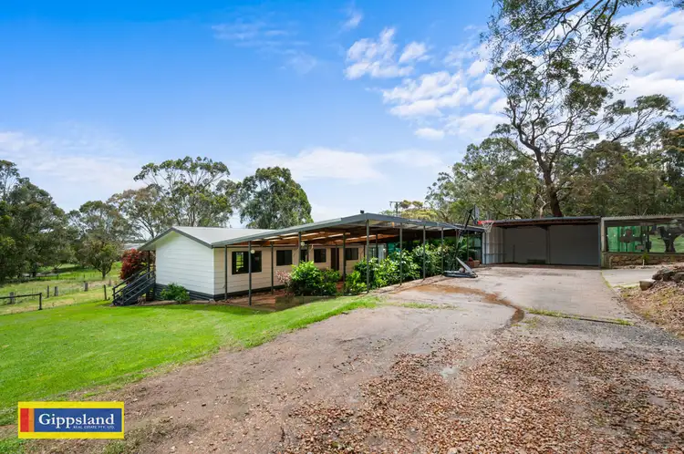 90 Slavins Lane, Stratford VIC 3862
