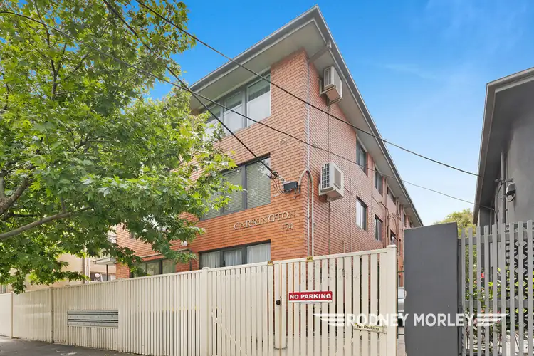15/174 Barkly Street, St Kilda VIC 3182