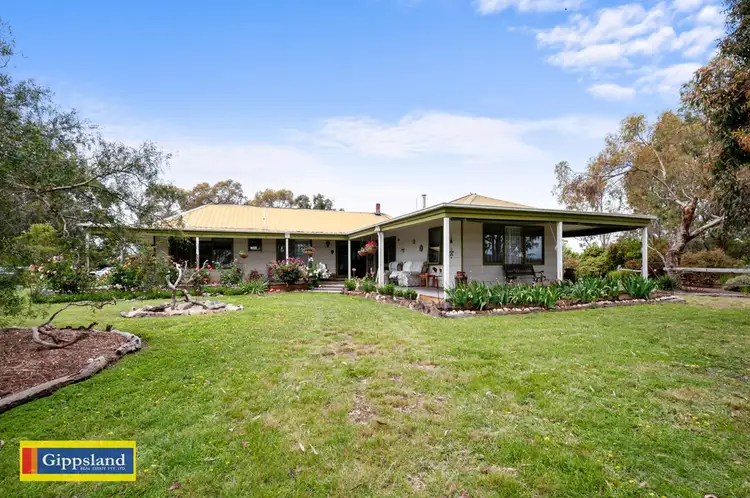 233 Freemans Lane, Stratford VIC 3862