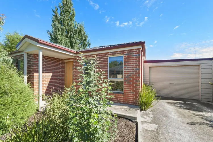 Main view of Homely townhouse listing, 8 Gumdale Place, Sebastopol VIC 3356