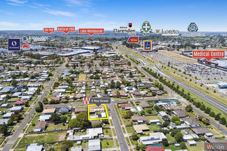 Second view of Homely house listing, 5 Yew Street, Wendouree VIC 3355