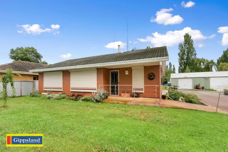 12 Tinamba-Seaton Road, Tinamba VIC 3859