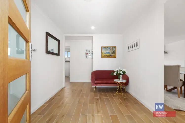 1 Waratah Dr, Morwell VIC 3840