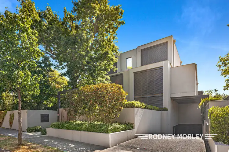 2/29 Tintern Avenue, Toorak VIC 3142