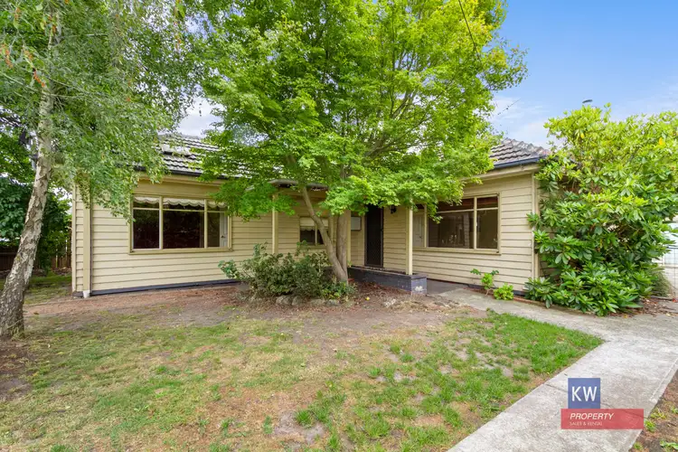 3 Vindon Ave