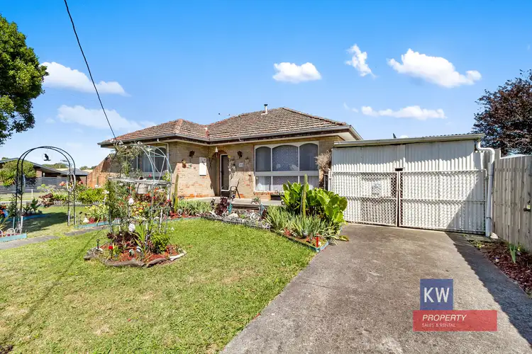 23 Hopetoun Ave, Morwell VIC 3840