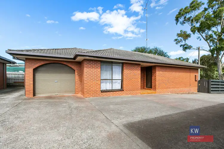 Unit 1/3 Berg St, Morwell VIC 3840