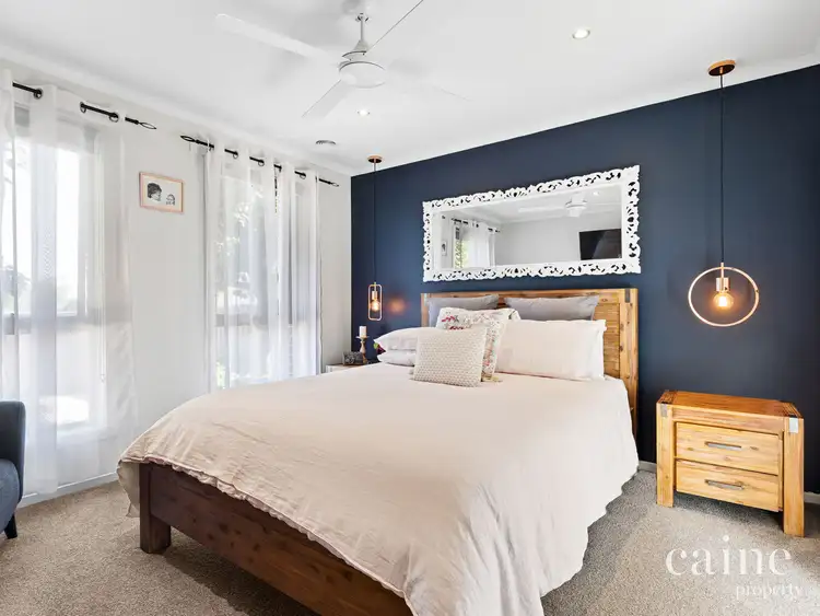 Sixth view of Homely house listing, 2/8 Carmichael Court, Sebastopol VIC 3356
