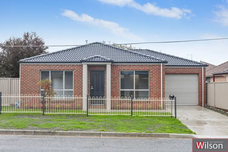 Main view of Homely townhouse listing, 4 Oak Street, Wendouree VIC 3355