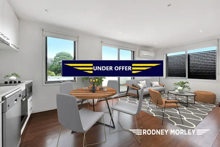 17/4a Lansdowne Road, St Kilda East VIC 3183